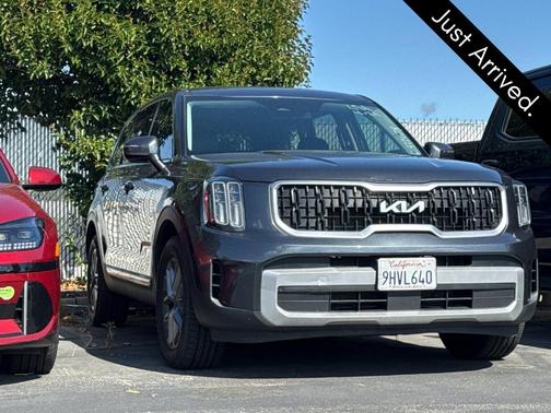 Gray 2024 Kia Telluride LX