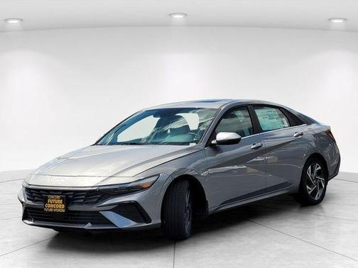 Metal 2026 Hyundai ELANTRA HEV Limited