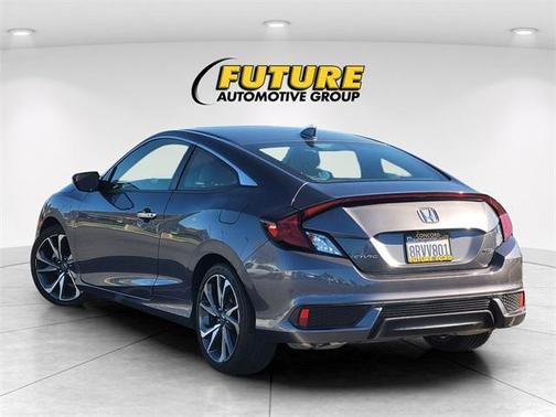 2019 Honda Civic Touring