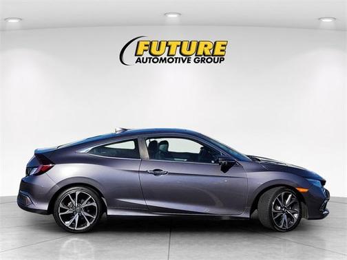 2019 Honda Civic Touring