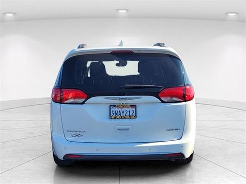 2019 Chrysler Pacifica Limited