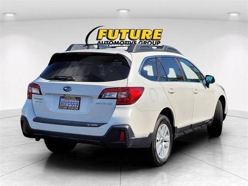 2018 Subaru Outback 2.5i Premium