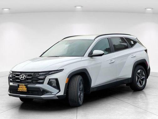 White Pearl 2026 Hyundai TUCSON SEL