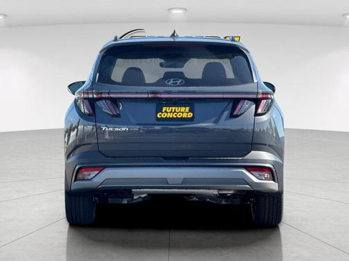 Gray 2026 Hyundai TUCSON SEL Premium