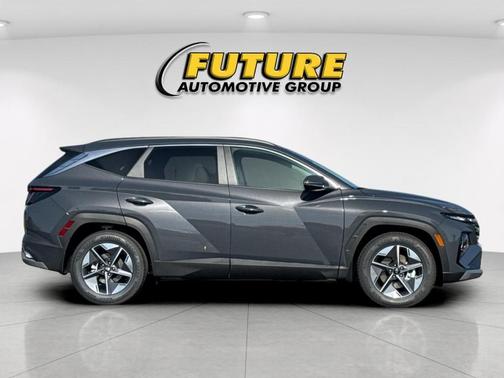 Gray 2026 Hyundai TUCSON SEL Premium