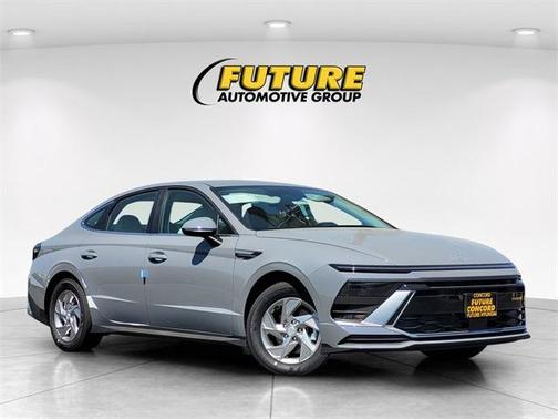 2025 Hyundai SONATA SE