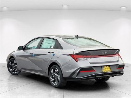 2025 Hyundai ELANTRA HEV Limited