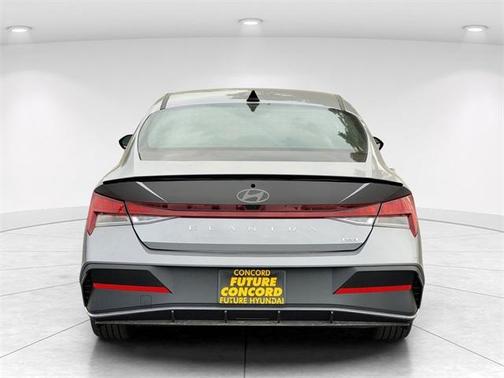 2025 Hyundai ELANTRA HEV Limited