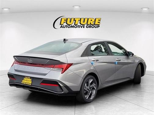 2025 Hyundai ELANTRA HEV Limited