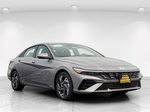 2025 Hyundai ELANTRA HEV Limited