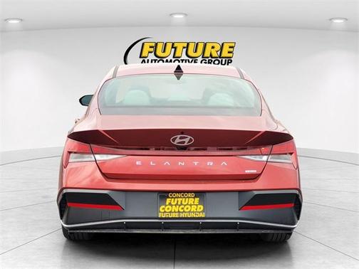2025 Hyundai ELANTRA HEV Limited