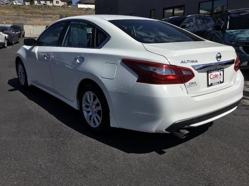 Glacier White 2018 Nissan Altima 2.5 S