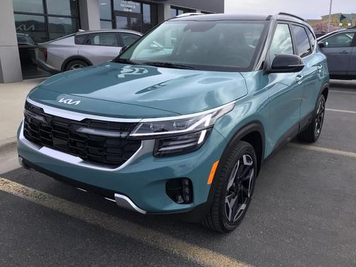 Blue 2026 Kia Seltos SX