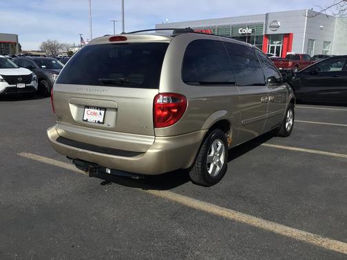 2005 Dodge Grand Caravan SXT