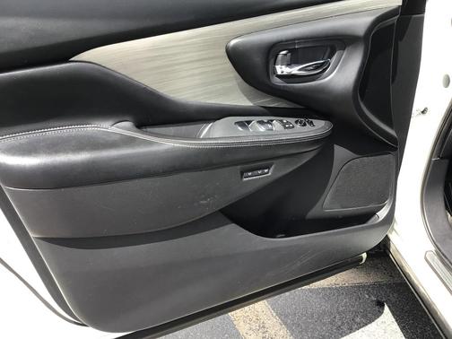 Pearl White 2015 Nissan Murano SL