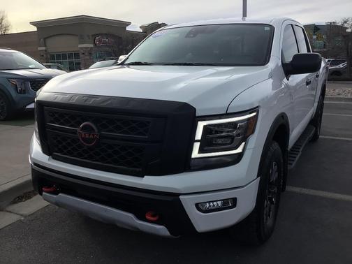 2023 Nissan Titan PRO-4X
