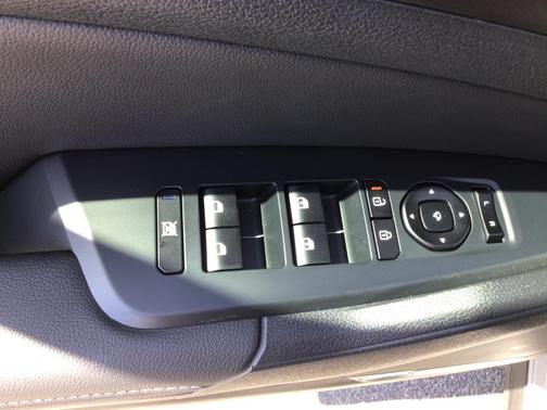 Wolf Gray 2026 Kia Sportage SX-Prestige