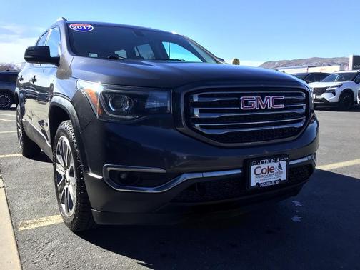 2017 GMC Acadia SLT