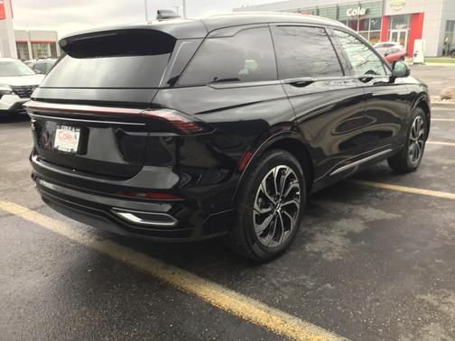 2024 Lincoln Nautilus Reserve