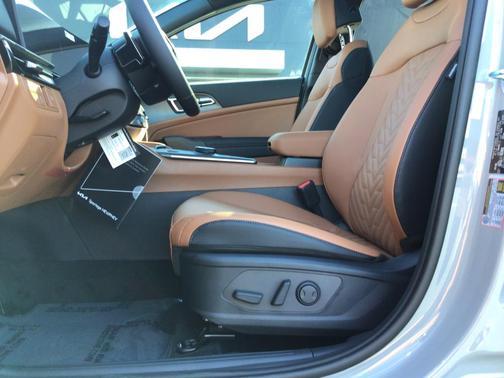 Wolf Gray 2027 Kia Sportage Hybrid X-LINE