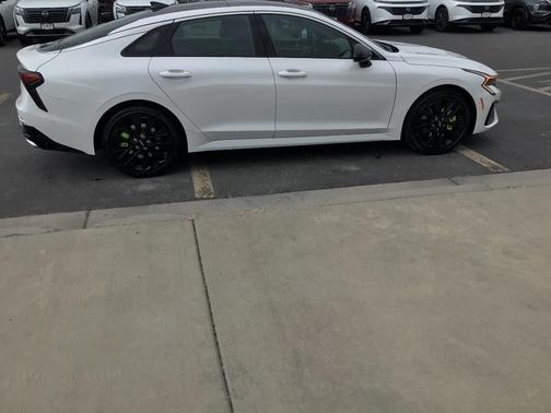 Snow White Pearl 2026 Kia K5 GT