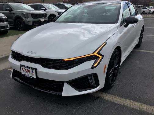 Snow White Pearl 2026 Kia K5 GT