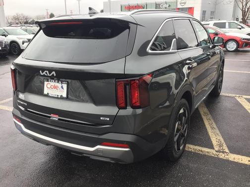 2026 Kia Sorento Hybrid EX