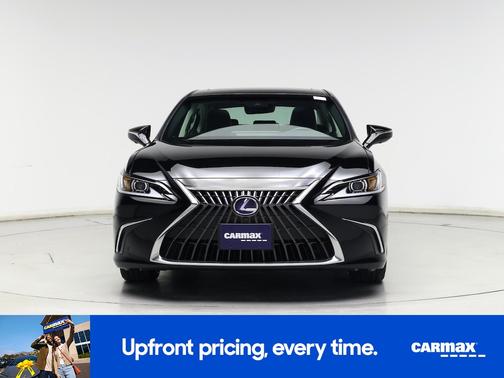 2022 Lexus ES 300h Luxury