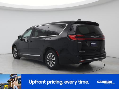 Black 2022 Chrysler Pacifica Hybrid Limited