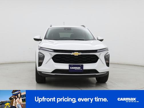 White 2025 Chevrolet Trax LT