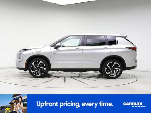 2023 Mitsubishi Outlander PHEV SE