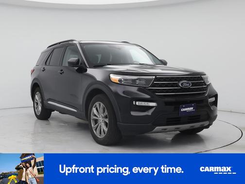 Black 2023 Ford Explorer XLT