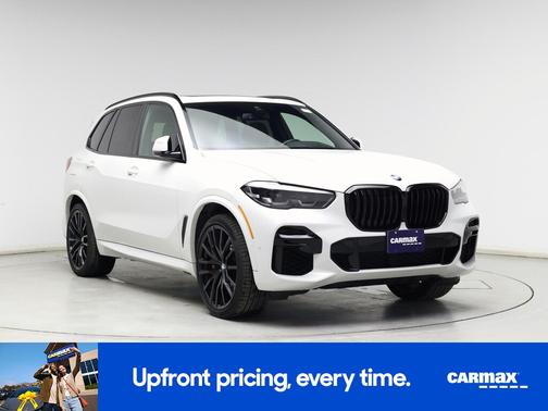 White 2022 BMW X5 M50i