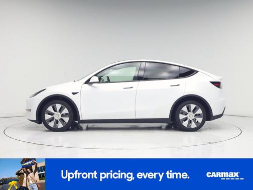 White 2024 Tesla Model Y Long Range