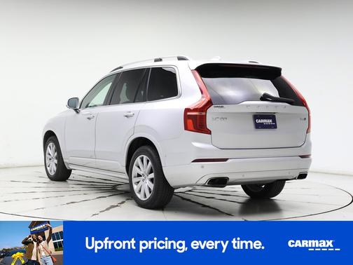 2019 Volvo XC90 T6 Momentum