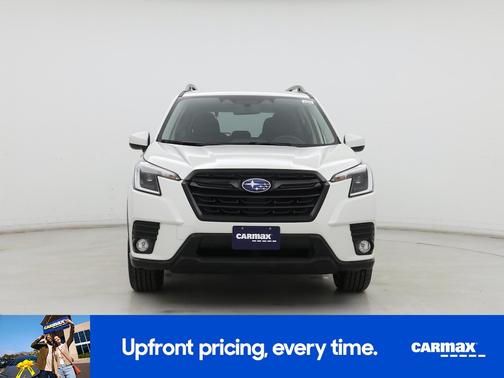 White 2023 Subaru Forester Premium