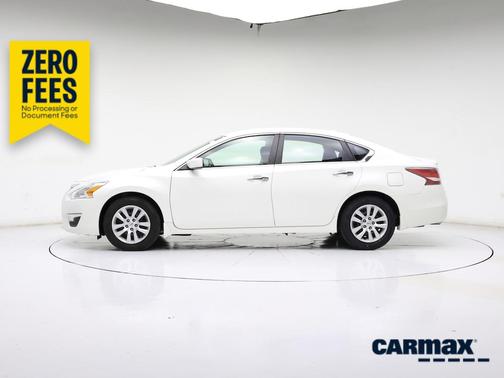 White 2015 Nissan Altima S