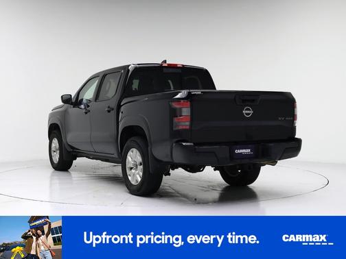 Black 2023 Nissan Frontier SV