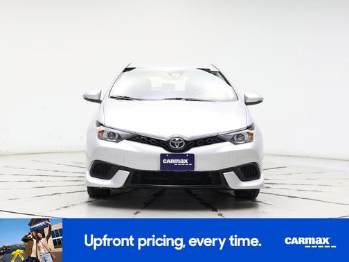 2017 Toyota Corolla iM Base (CVT)