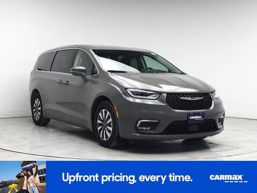 2022 Chrysler Pacifica Hybrid Touring L