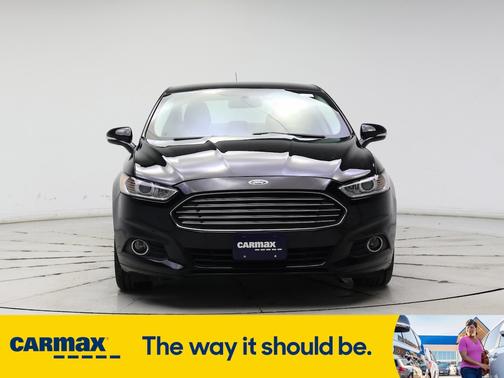 2016 Ford Fusion Hybrid SE