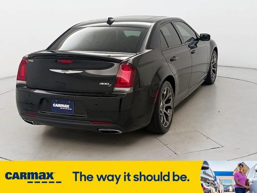 2018 Chrysler 300 S