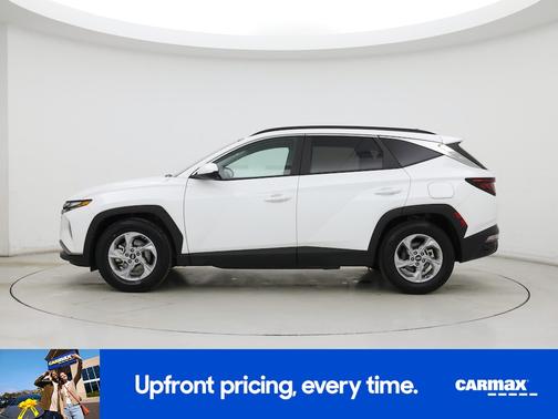 White 2024 Hyundai TUCSON SEL