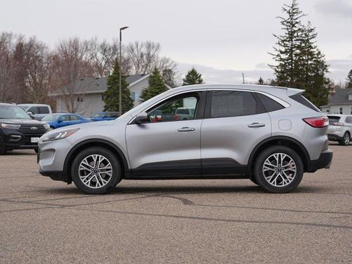 Iconic Silver Metallic 2022 Ford Escape SEL