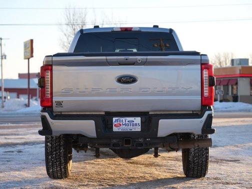 2024 Ford F-350 Lariat Super Duty