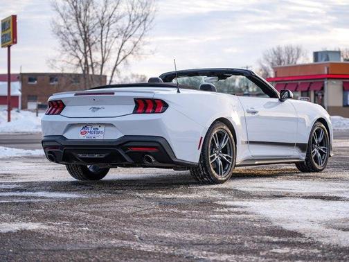 2025 Ford Mustang EcoBoost Premium
