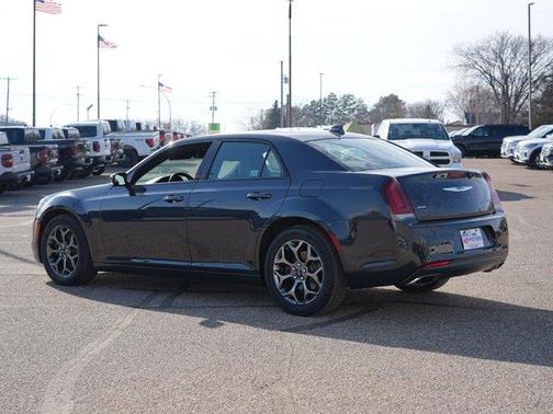 2017 Chrysler 300 S