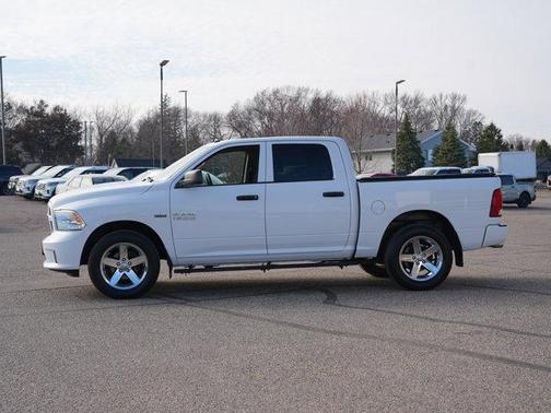 Bright White Clearcoat 2017 RAM 1500 Express