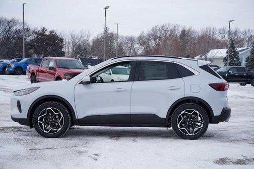 2026 Ford Escape Platinum