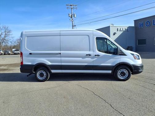 2023 Ford Transit-250